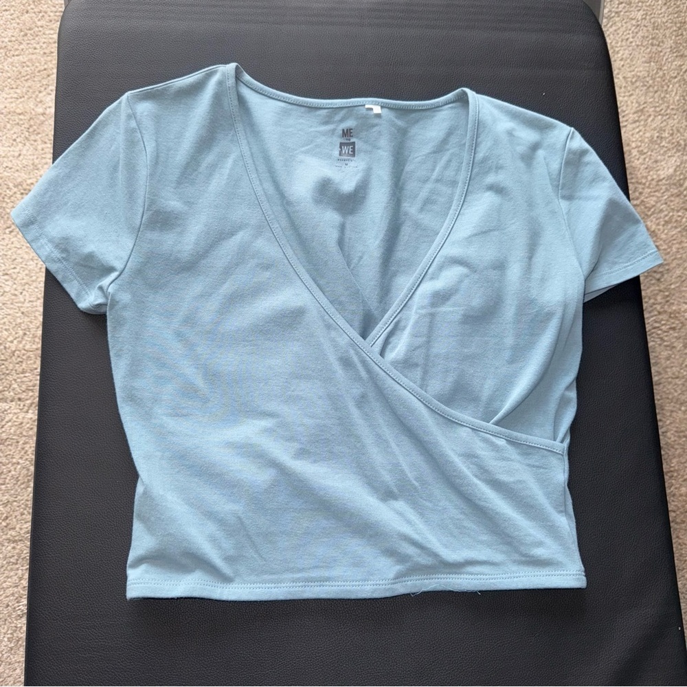 NWOT! PacSun - Me to We - Faux Wrap Top - Light Blue, Medium - Picture 4 of 4